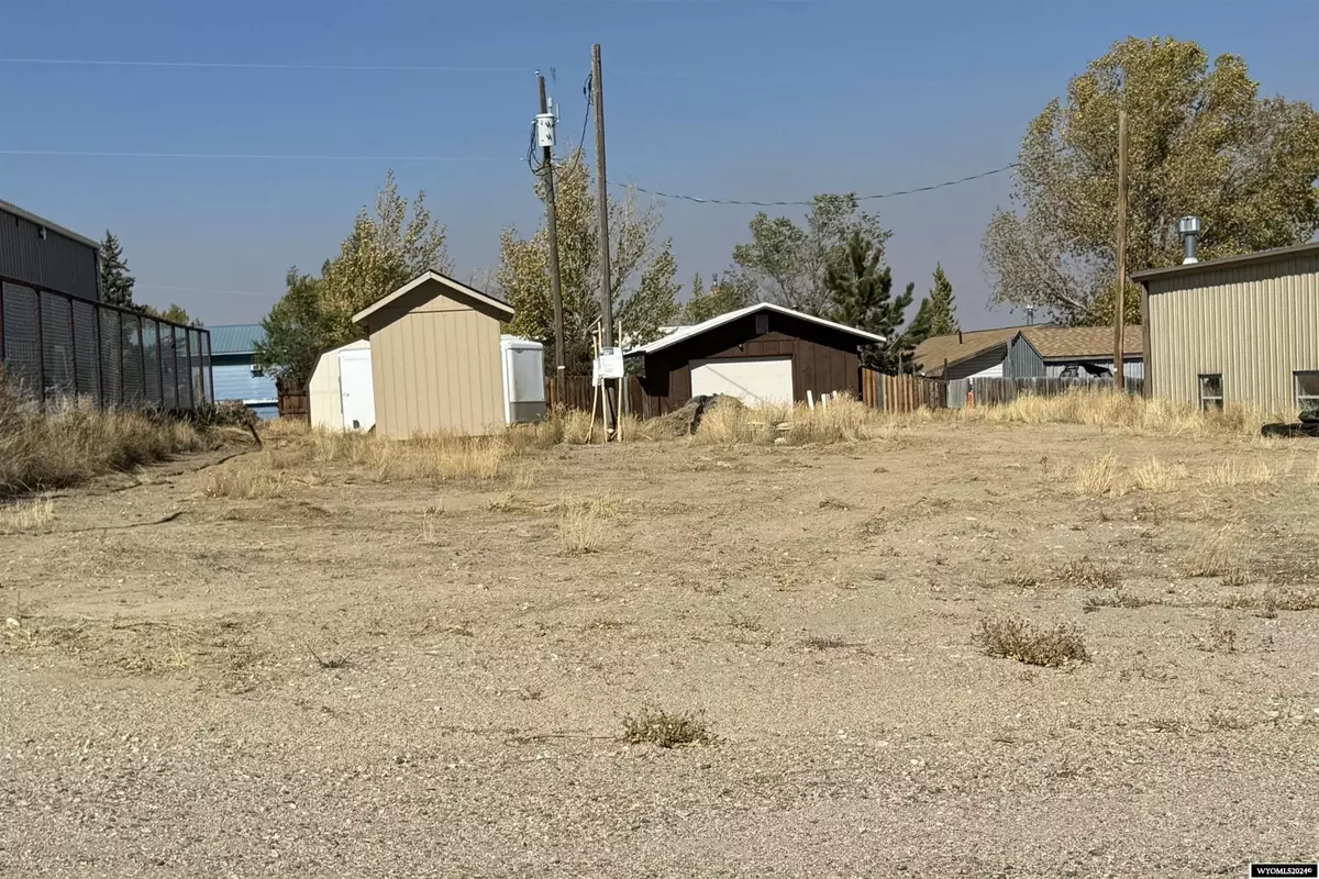 Saratoga, WY 82331,804 W Bridge Ave