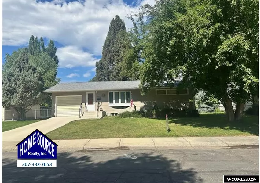655 West Lane, Lander, WY 82520