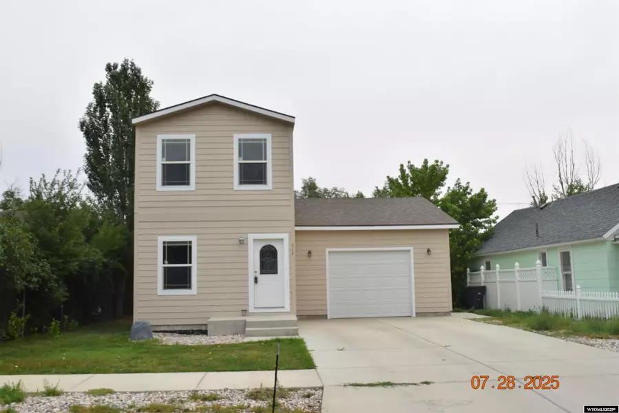 312 S 2nd, Glenrock, WY 82637