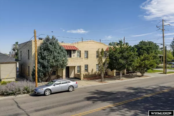 Casper, WY 82601,1214 & 1210 E 1st Street #N Washington