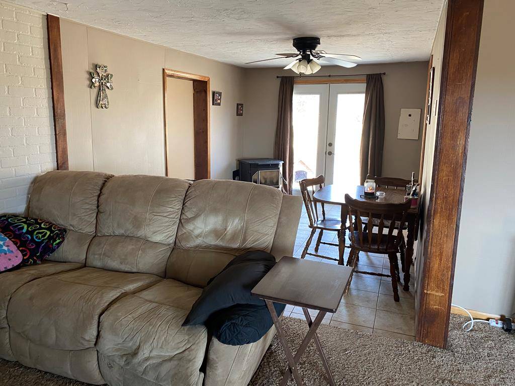 Great Bend, KS 67530,14 SW 70 Avenue