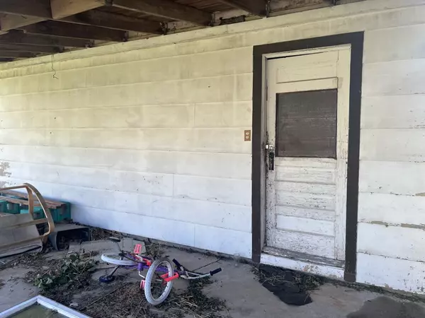 Stafford, KS 67578,304 S. Boston St