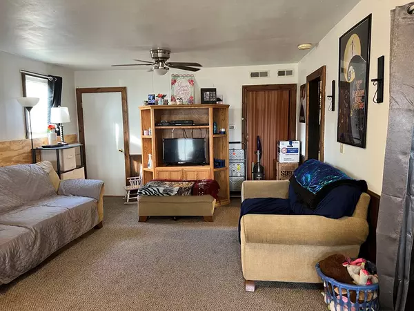 St John, KS 67576,643 E 5th