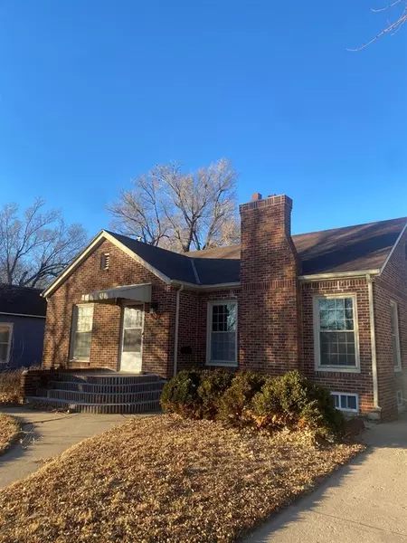 268 W 4th, Hoisington, KS 67544