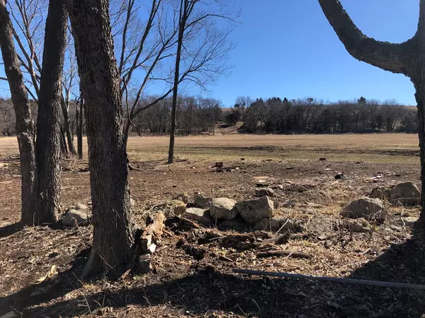 Junction City, KS 66441,6683 6683 N Red Rd