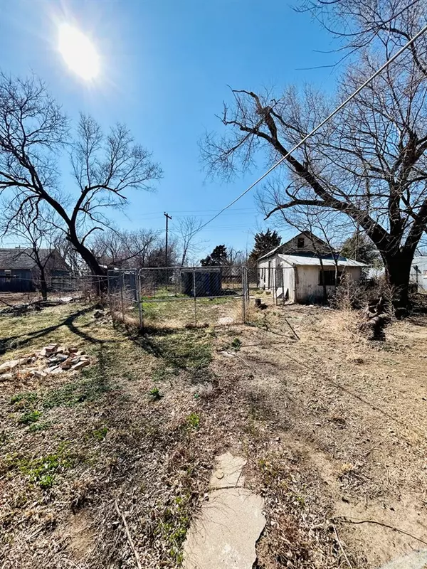 Sylvan Grove, KS 67481,109 N Pennsylvania