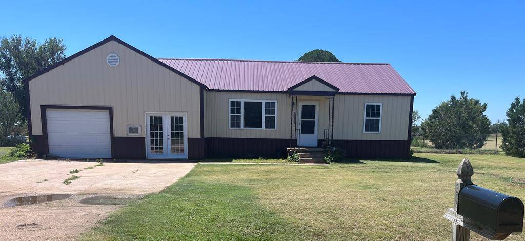 289 E Locust St, Galatia, KS 67565