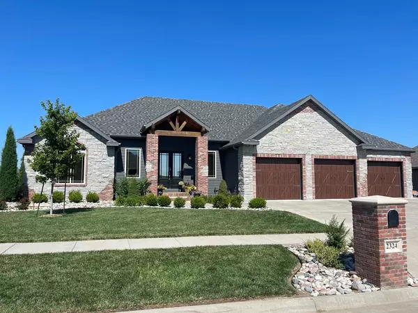 2324 Sunset Ridge Dr., Salina, KS 64701
