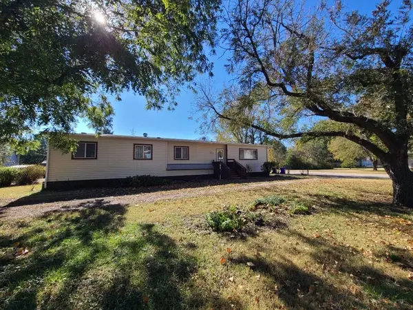 201 S Jackson St., Marquette, KS 67464