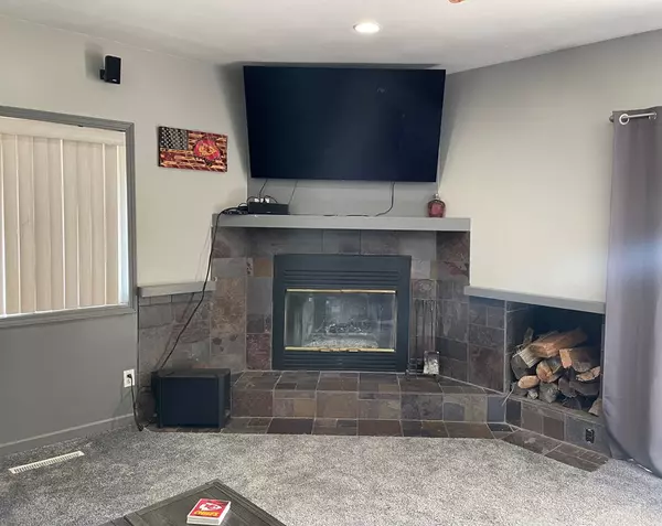 Larned, KS 67550,525 S K19 Hwy S