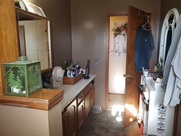 Beverly, KS 67423,1117 N Highway 252