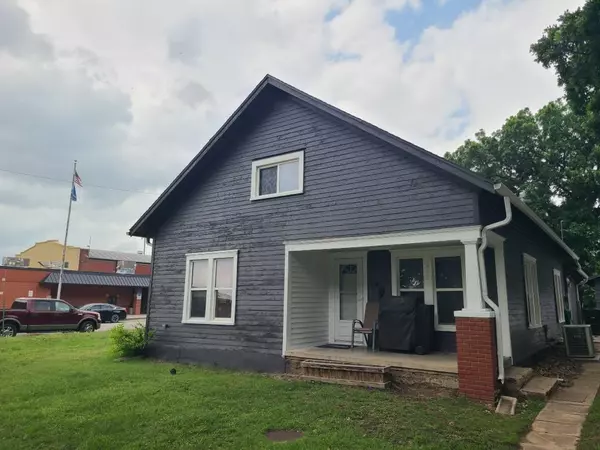 212 W Lexington St., Bennington, KS 67422