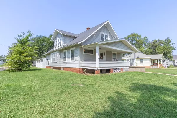 Gypsum, KS 67448,920 Maple Street