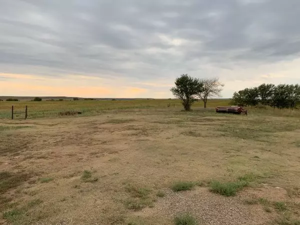 Beverly, KS 67423,132 28th Rd