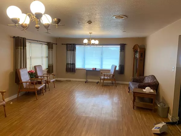 Ellinwood, KS 67526,510-512 W. 7th