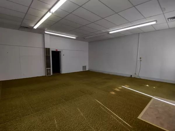 Lucas, KS 67648,209 S Main