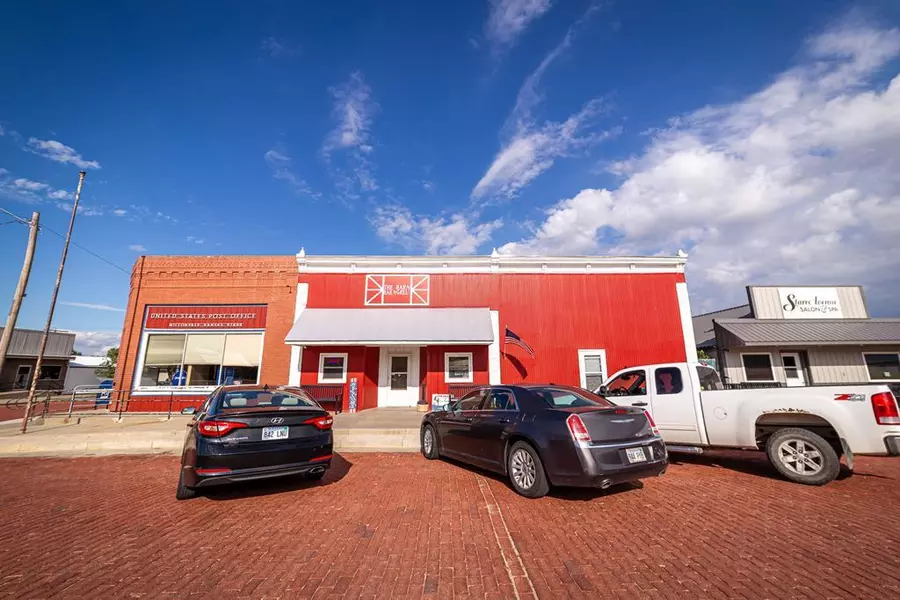 121 Starr, Miltonvale, KS 67466