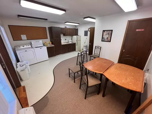 Dorrance, KS 67634,514 Hutchinson