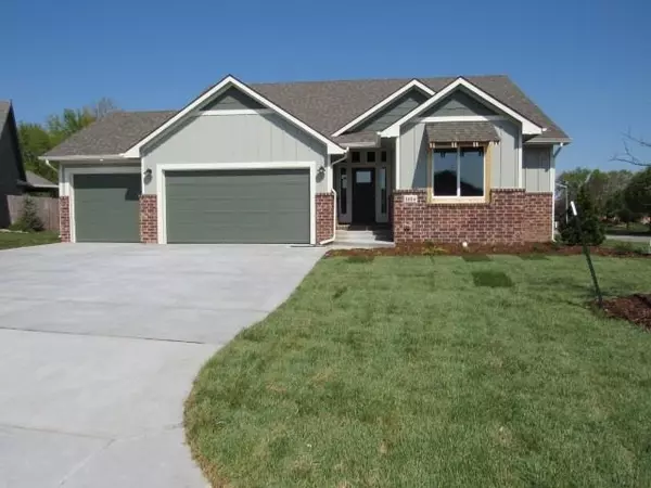 1014 N Liberty Cir, Wichita, KS 67235