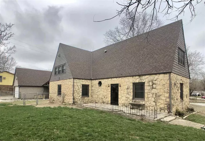 1501 N 7th, Arkansas City, KS 67005