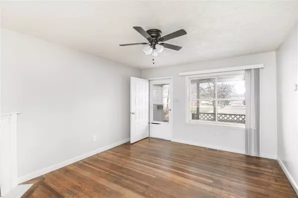 Wichita, KS 67208,5129 E Elm St