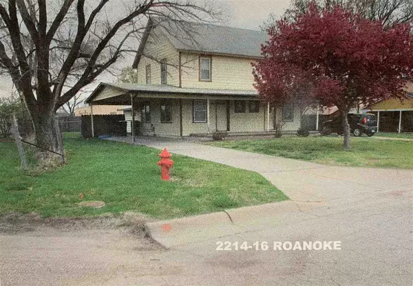 Newton, KS 67114,2214 Roanoke Lane