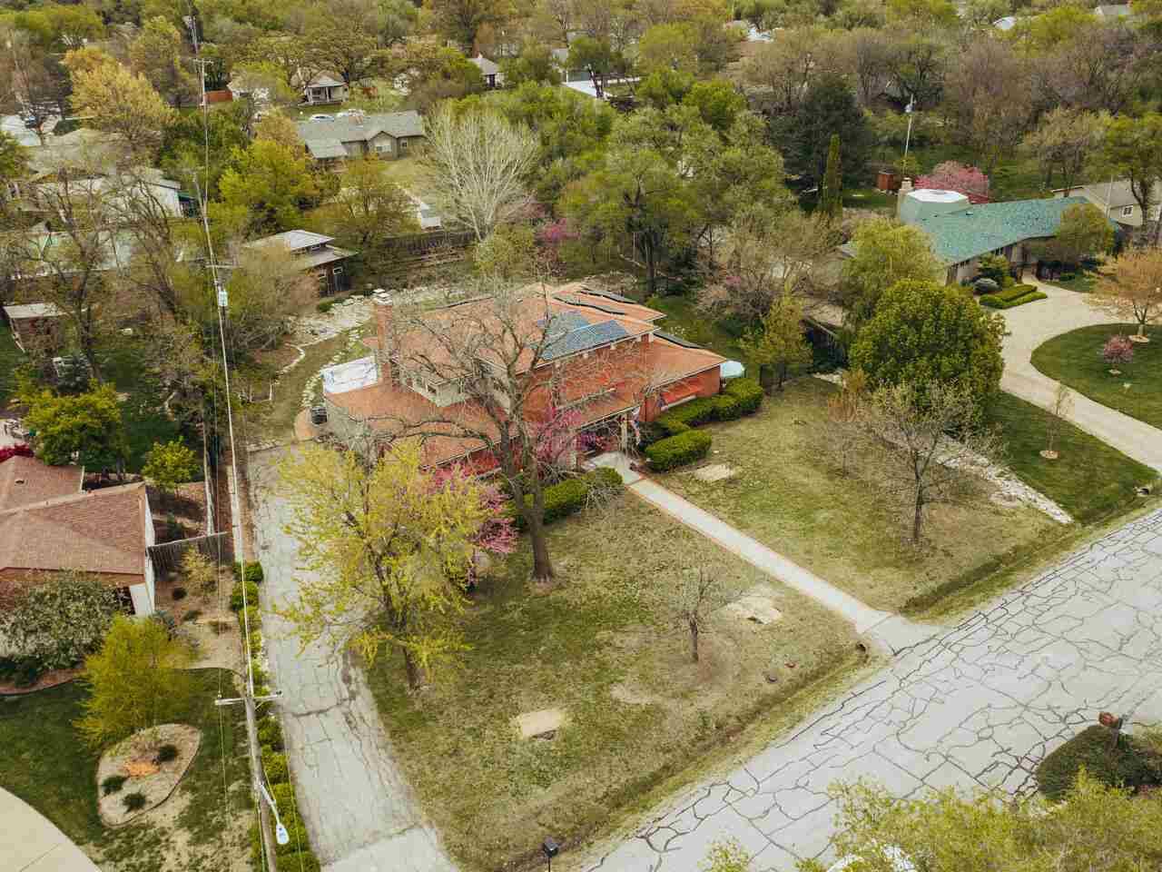 Wichita, KS 67206,20 N Cypress Dr