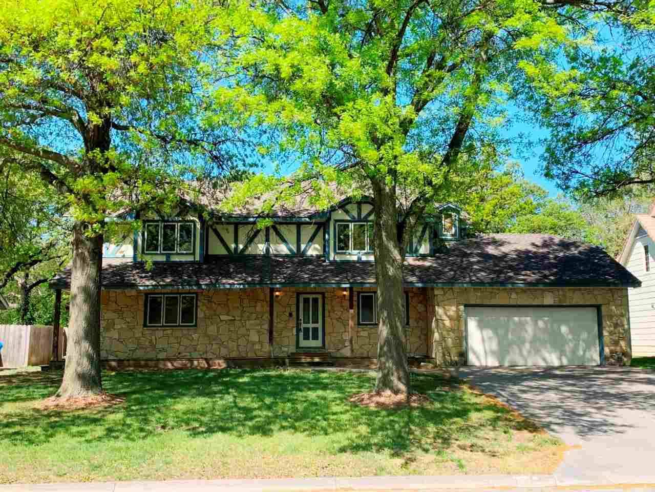 301 S BROOK FOREST RD, Derby, KS 67037