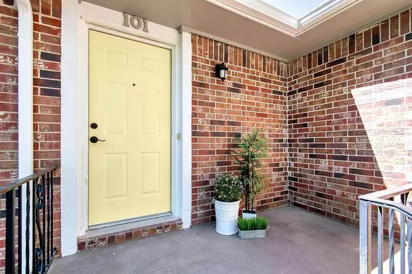 101 Brazos Dr, Goddard, KS 67052-9434