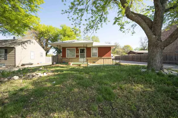 Wichita, KS 67218,3330-3332 E Zimmerly St