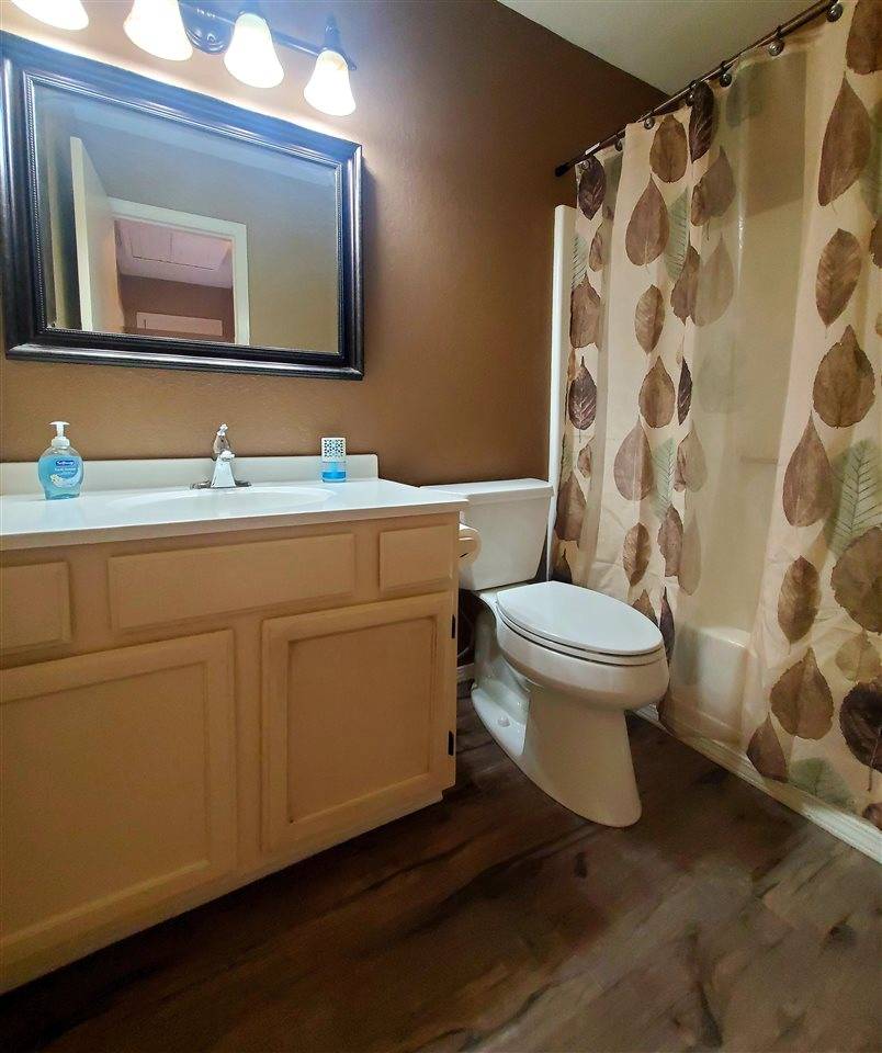 Wichita, KS 67215,2710 RAINIER CIR