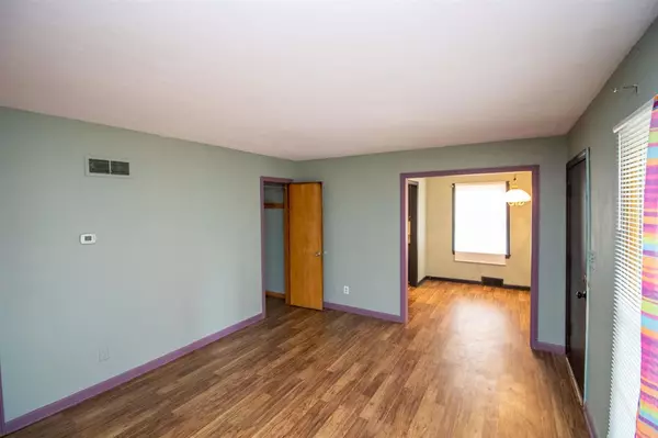 Wichita, KS 67218,1825 FAULDERS LN