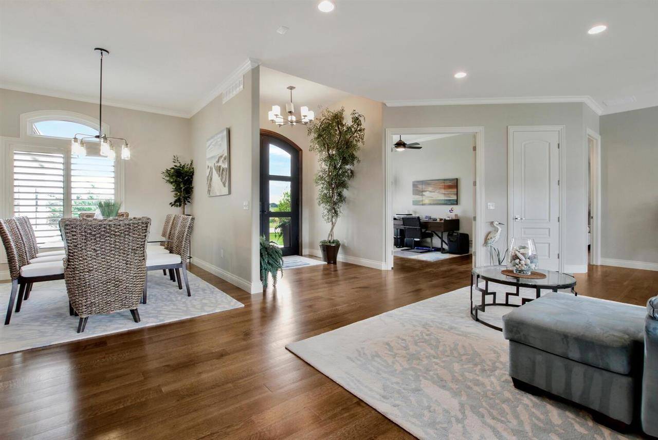 Wichita, KS 67204,2901 W Crystal Beach St