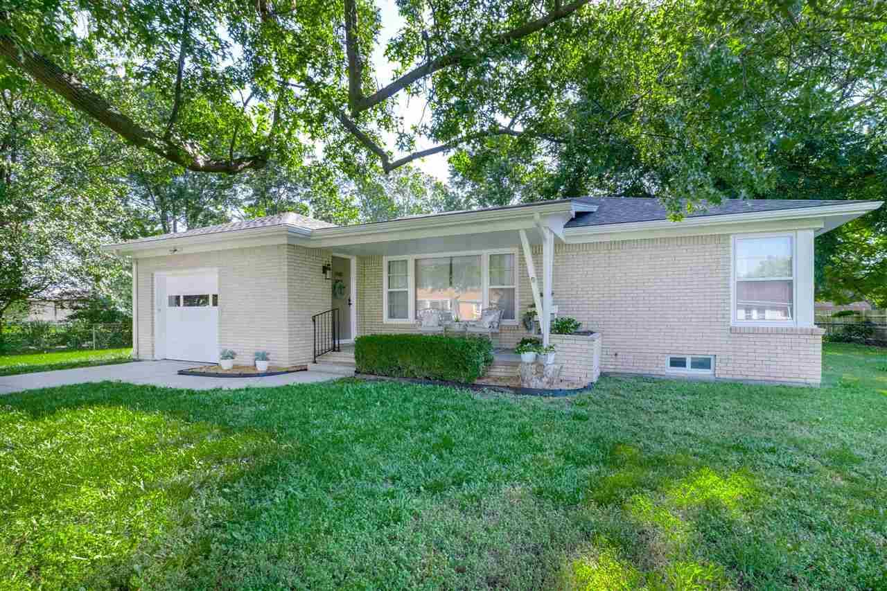 2930 N Athenian Ave, Wichita, KS 67204