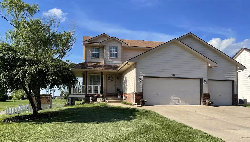 936 E Park Glen St, Clearwater, KS 67026