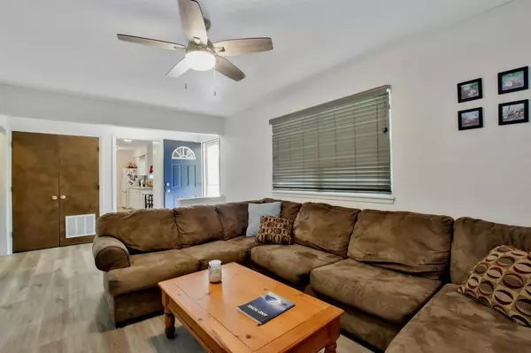 Wichita, KS 67220,2309 N Charlotte St