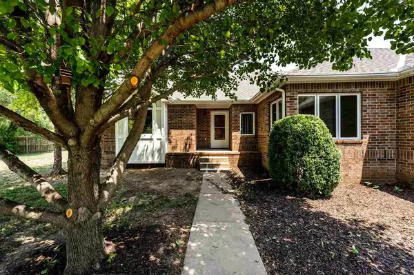 Wichita, KS 67230,1035 S Stagecoach Ct