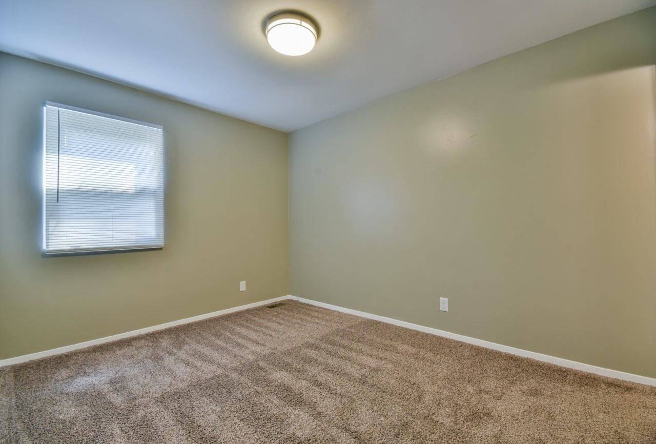 Park City, KS 67219,1423 E Ashford St