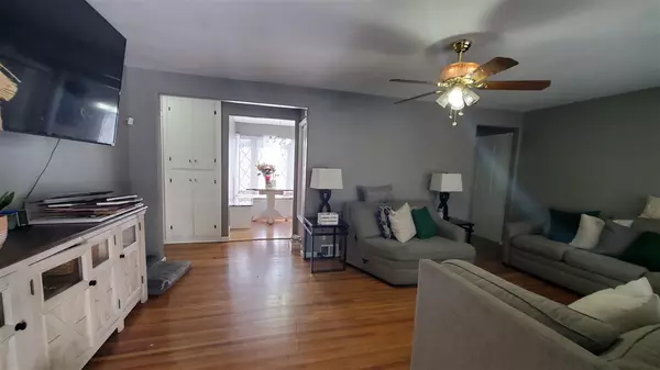 Wichita, KS 67218,533 S Pinecrest St