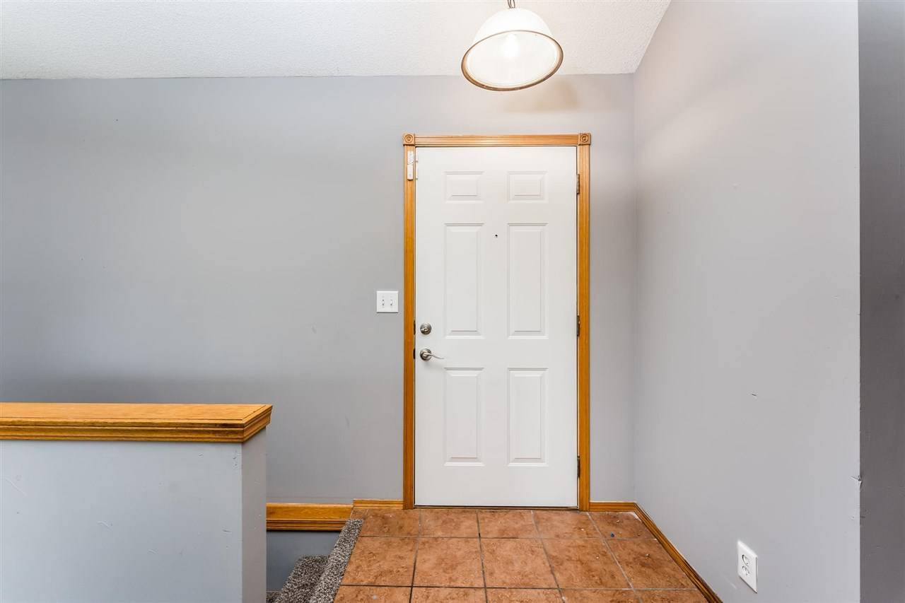 Wichita, KS 67220,5402 E SHADOWRIDGE ST