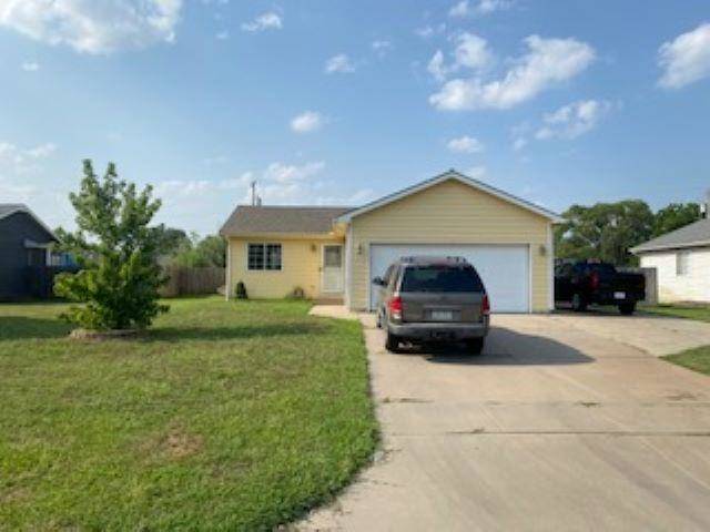 1214 W 43rd St S, Wichita, KS 67217
