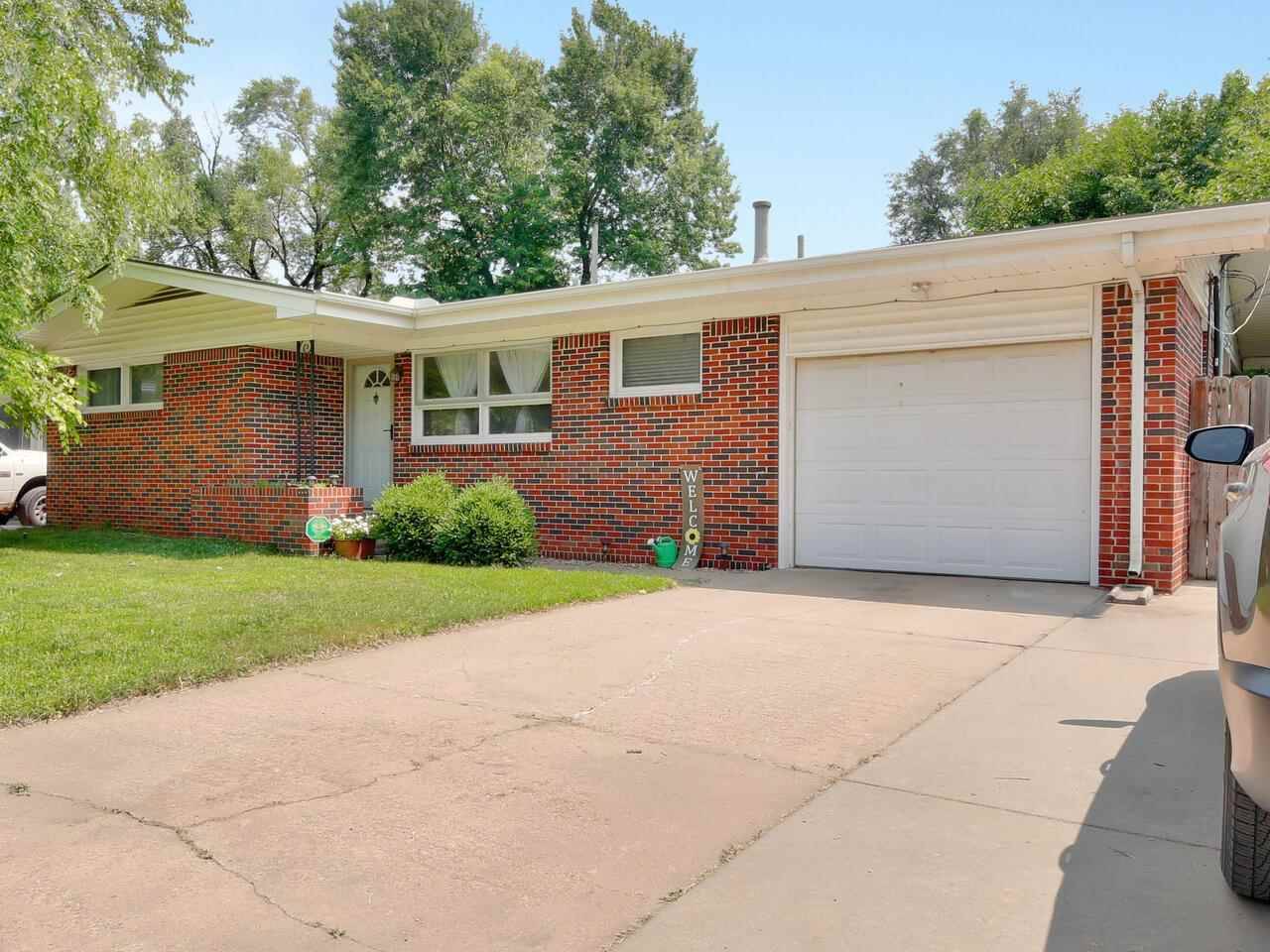 2317 W 25TH ST N, Wichita, KS 67204