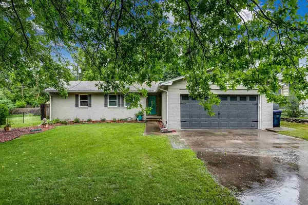 1927 Belmont St, El Dorado, KS 67042