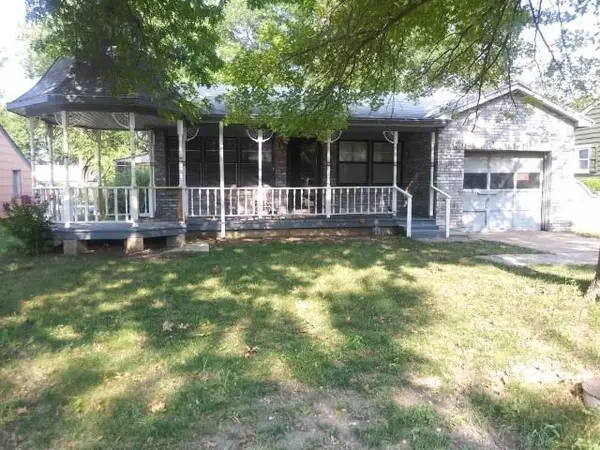 435 N 9th St, Towanda, KS 67144