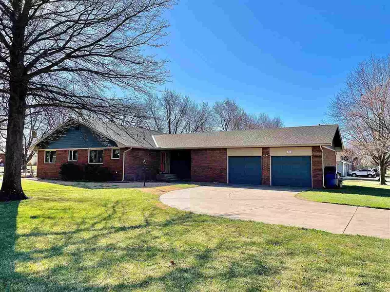 401 E NANCY ST, Clearwater, KS 67026