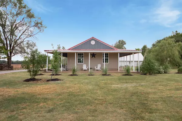 Murdock, KS 67111,10533 NE 10th St