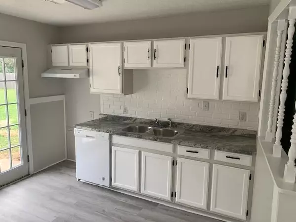 Wichita, KS 67216,2940 S Greenwood Ave