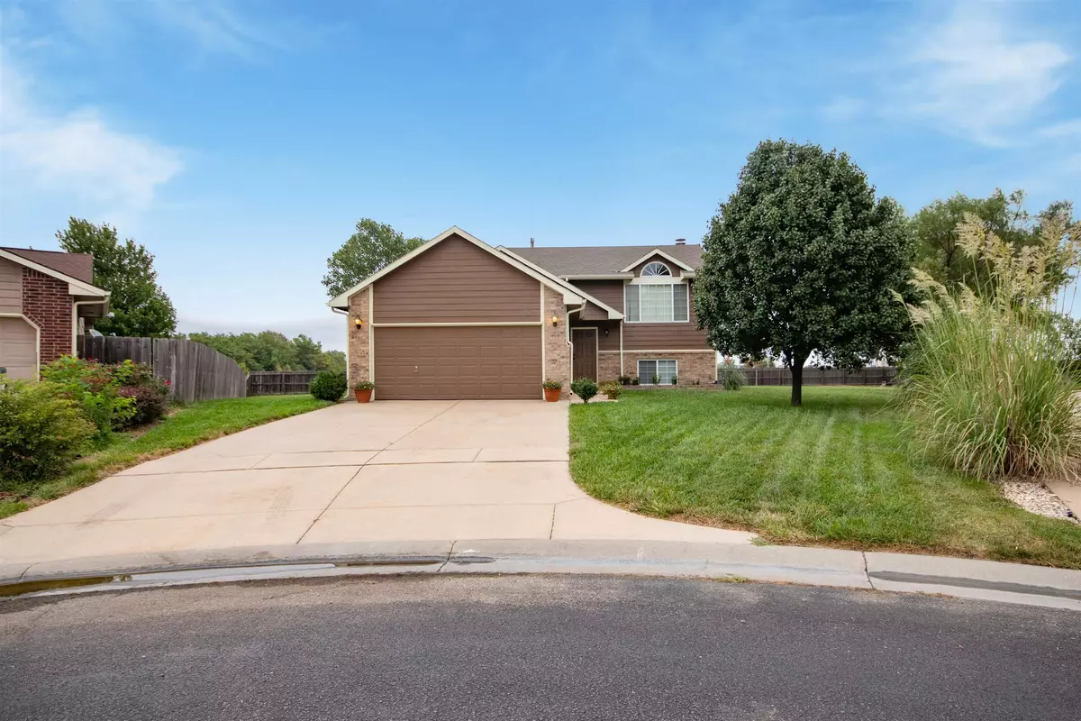 Goddard, KS 67052,920 N Southwind Cir