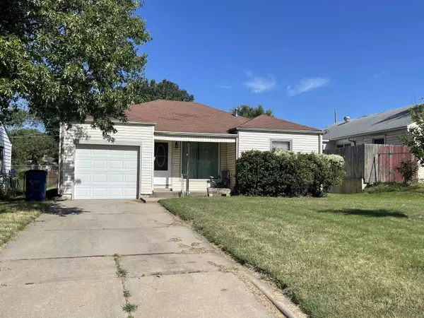 652 S PINECREST ST, Wichita, KS 67218