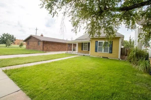 Lyons, KS 67554,217 S Douglas